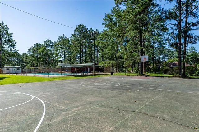 $220,000 | 735 Fendler Parkway, Pineville, LA 71360