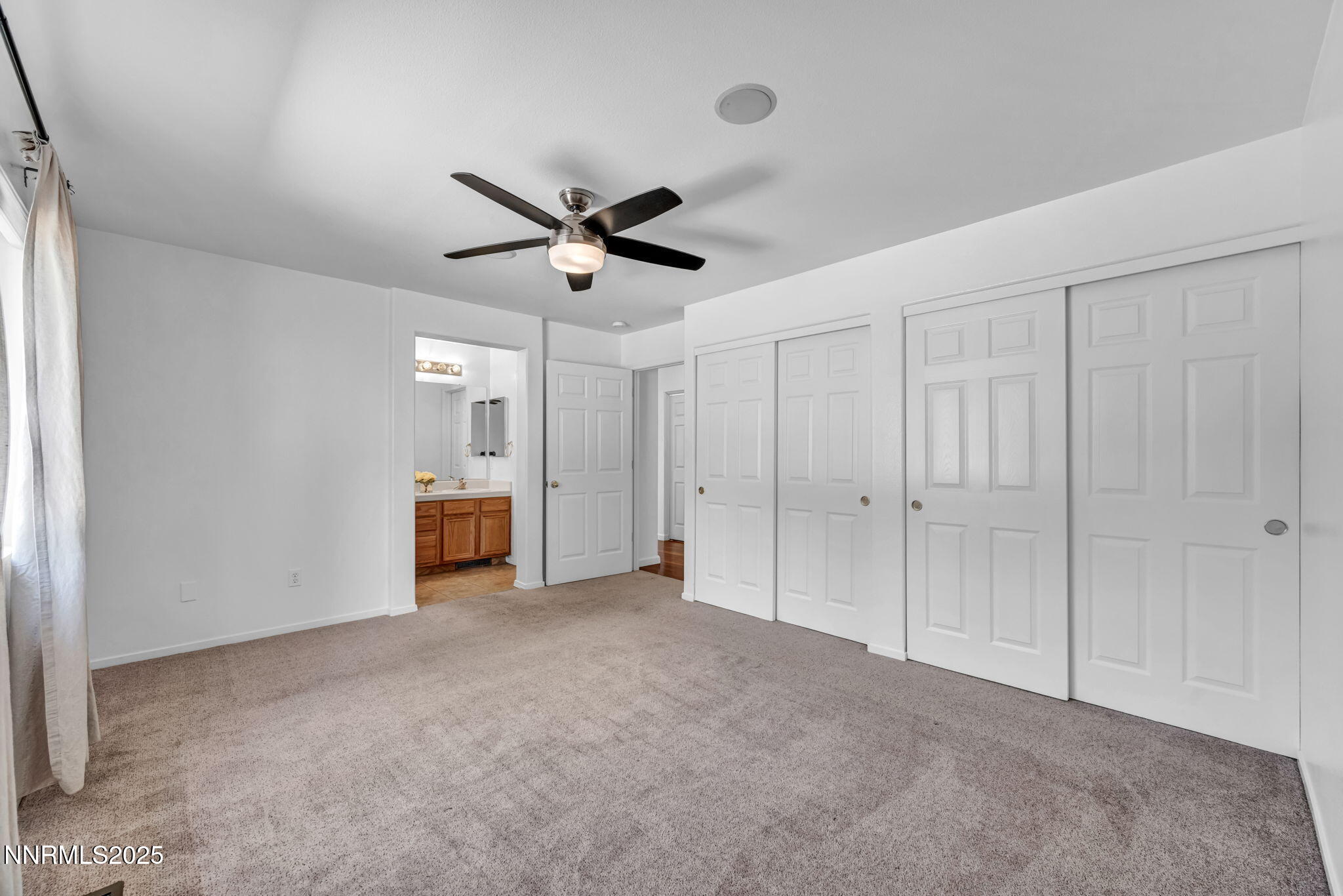 4059 Kings Row Reno, NV 89503 - Photo 15 of 40 68-web-or-mls-4059-kings-row