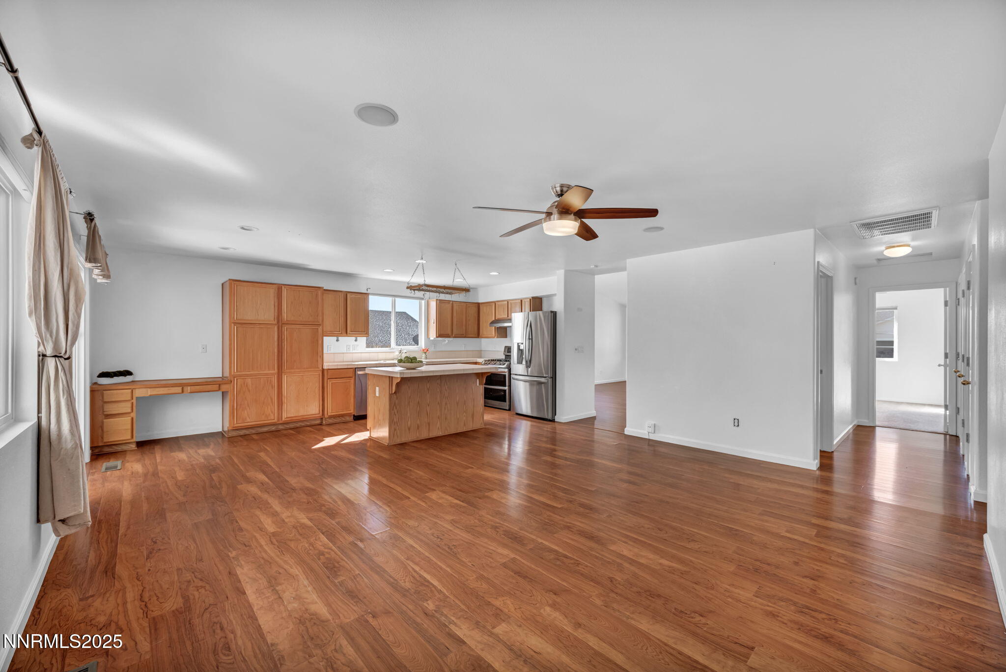 4059 Kings Row Reno, NV 89503 - Photo 8 of 40 55-web-or-mls-4059-kings-row