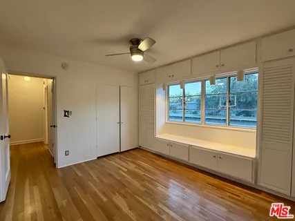 $4,000 | 5560 Village Green, Los Angeles, CA 90016