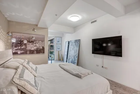 $695,000 | 7151 East Rancho Vista Drive, Unit 3005, Scottsdale, AZ 85251