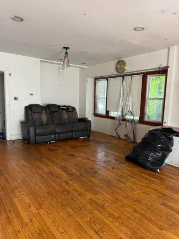 $120,000 | 4102 North 7th Street, Milwaukee, WI 53209