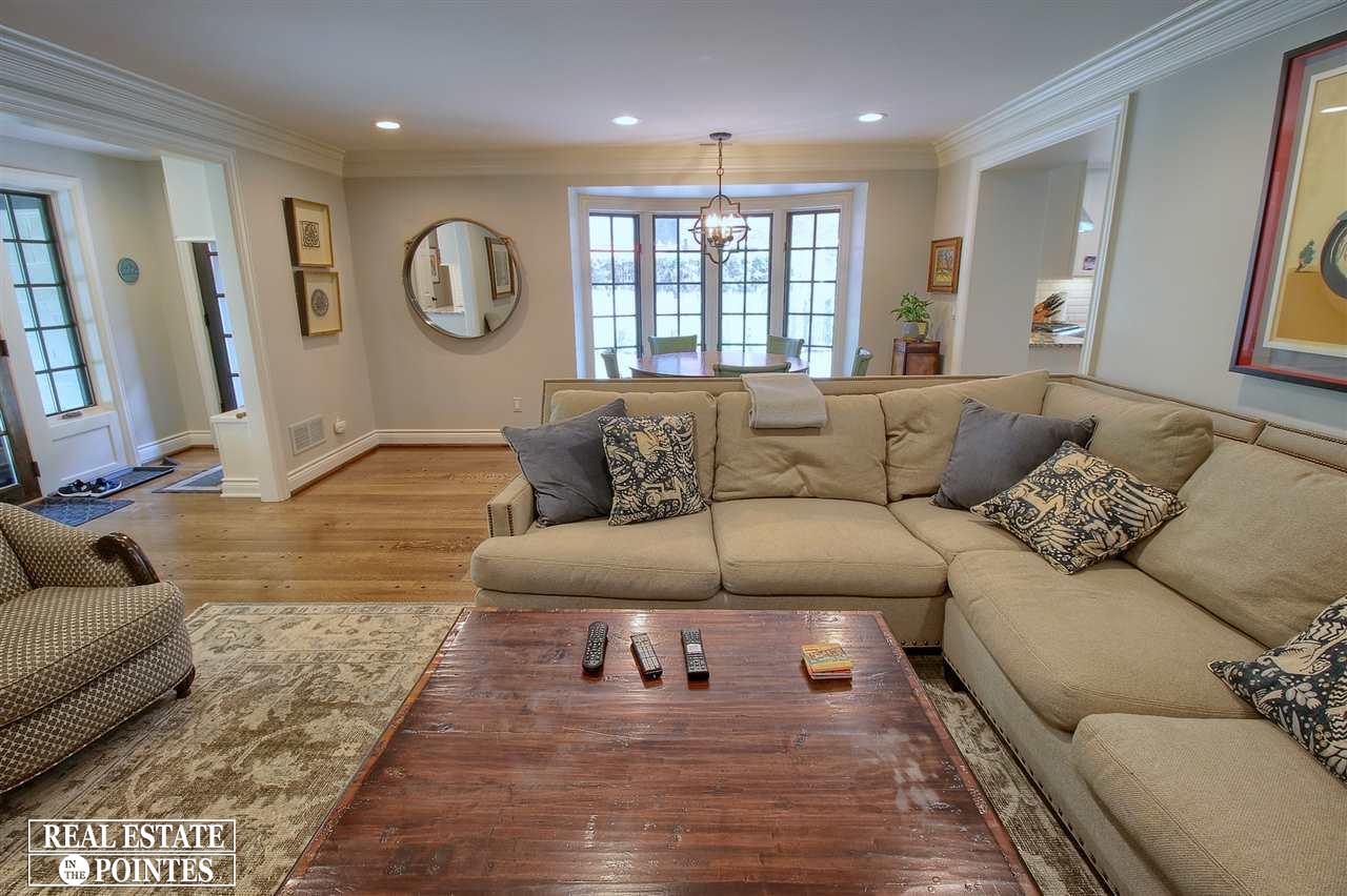 154 Cloverly Road Grosse Pointe Farms, MI 48236 - Photo 16 of 52
