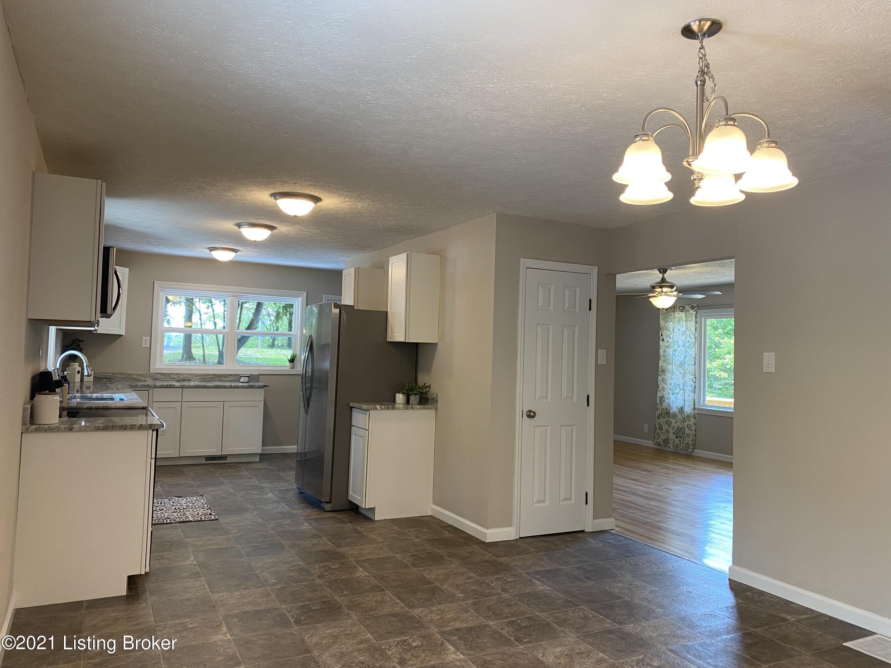 3155 Old Mill Road Brandenburg, KY 40108 - Photo 12 of 36 EFDE6777-560D-4AEE-99B3-2457C4C208E0