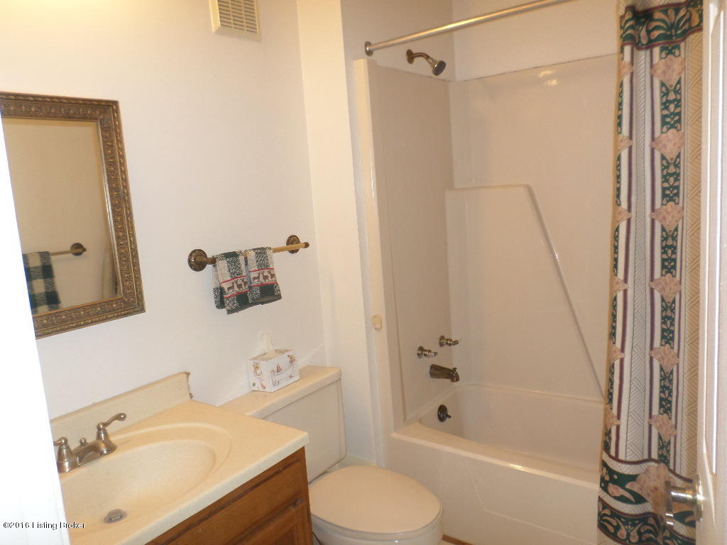 513 Piping Rock Road Brandenburg, KY 40108 - Photo 8 of 23 SAM_3337