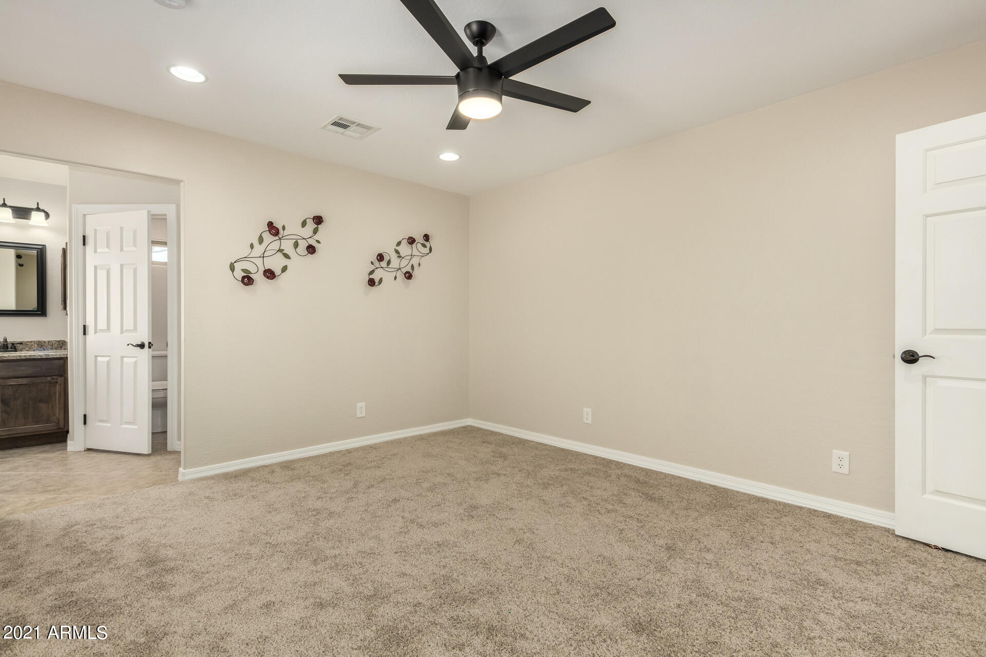 2239 East Cheery Lynn Road Phoenix, AZ 85016 - Photo 11 of 19 0016-Cheery Lyn 16