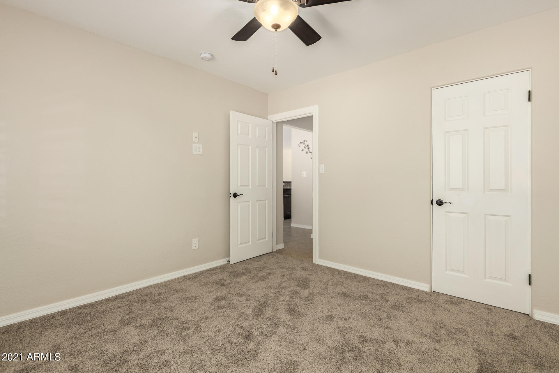 2239 East Cheery Lynn Road Phoenix, AZ 85016 - Photo 14 of 19 0023-Cheery Lyn 23