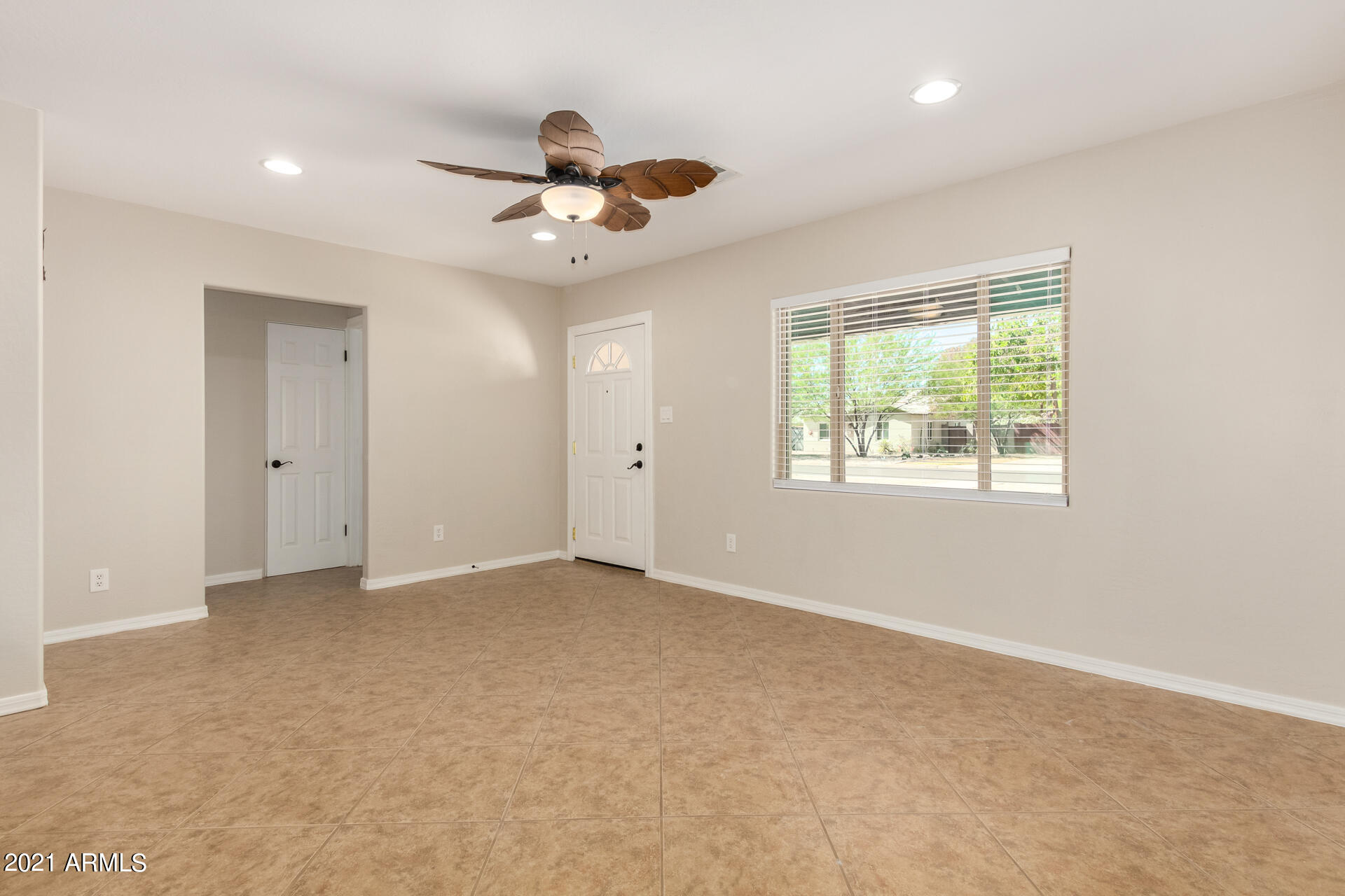 2239 East Cheery Lynn Road Phoenix, AZ 85016 - Photo 6 of 19 0006-Cheery Lyn 6