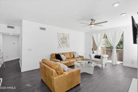 $465,000 | 1747 East Northern Avenue, Unit 140, Phoenix, AZ 85020