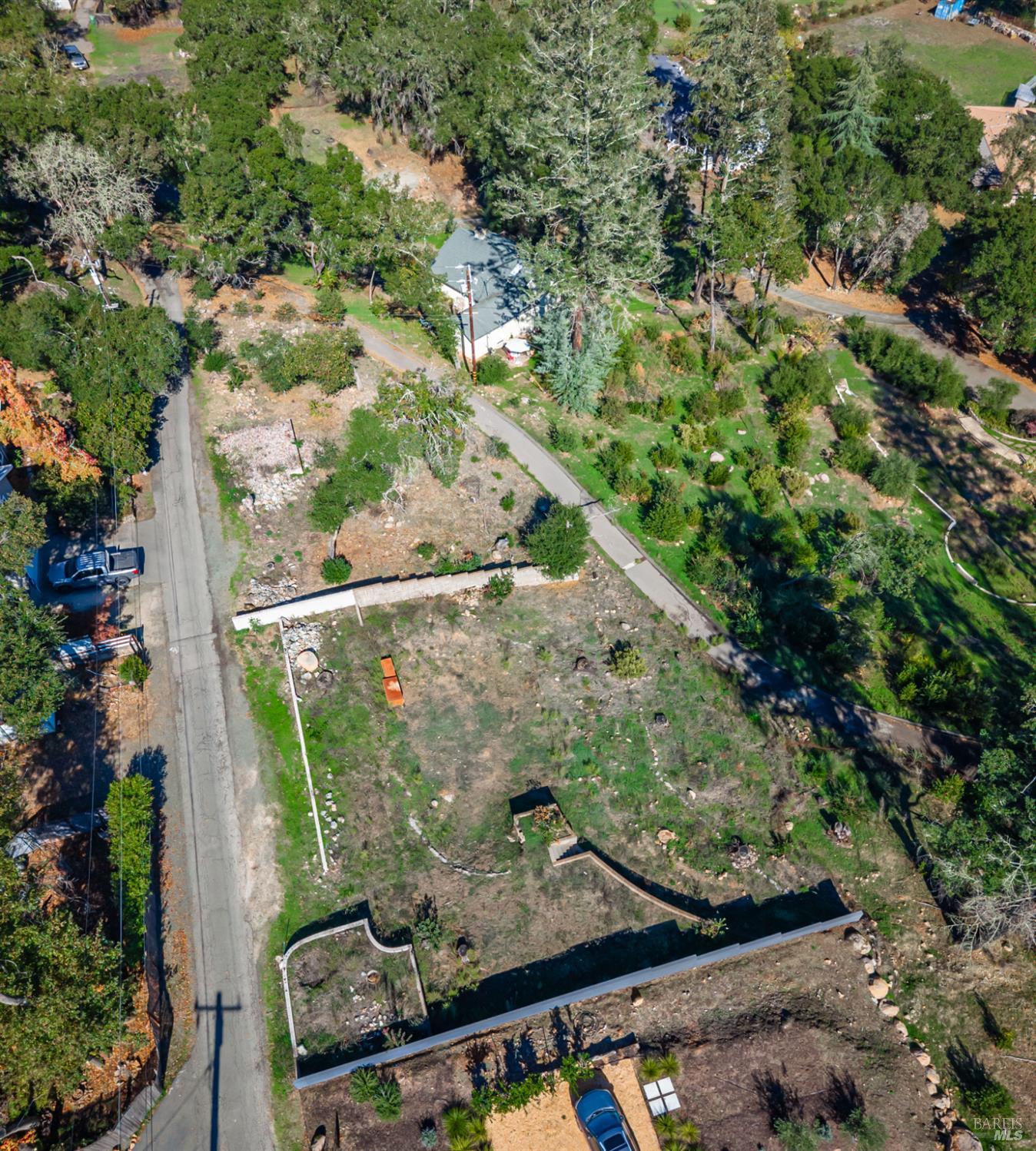 14 Upland Road St. Helena, CA 94574 - Photo 15 of 33 a view of a yard with potted plants