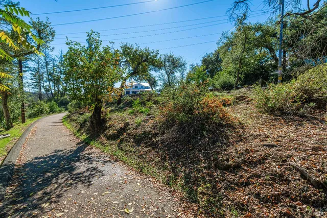 $299,999 | 14 Upland Road, St. Helena, CA 94574