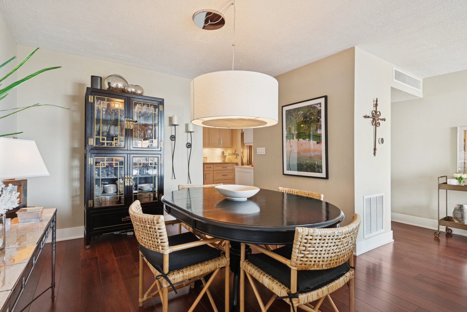 6033 North Sheridan Road, Unit 18H Chicago, IL 60660 - Photo 13 of 37 Gallery Image 13