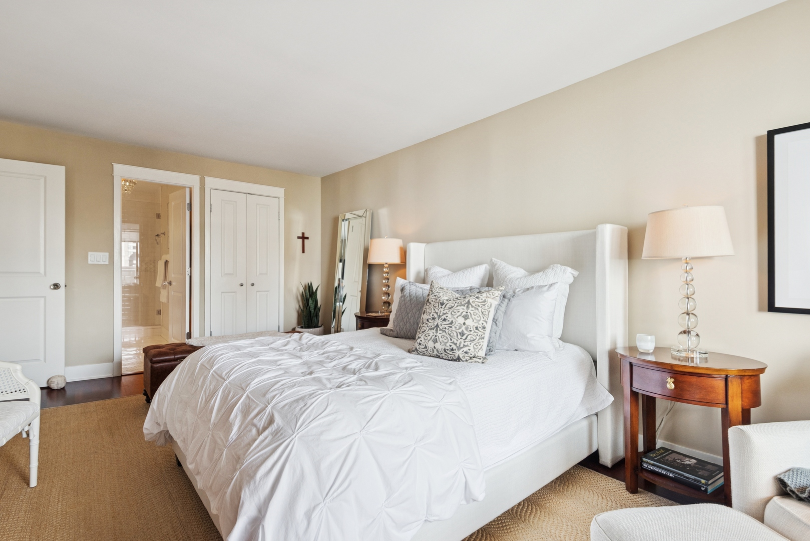 6033 North Sheridan Road, Unit 18H Chicago, IL 60660 - Photo 24 of 37 Gallery Image 24