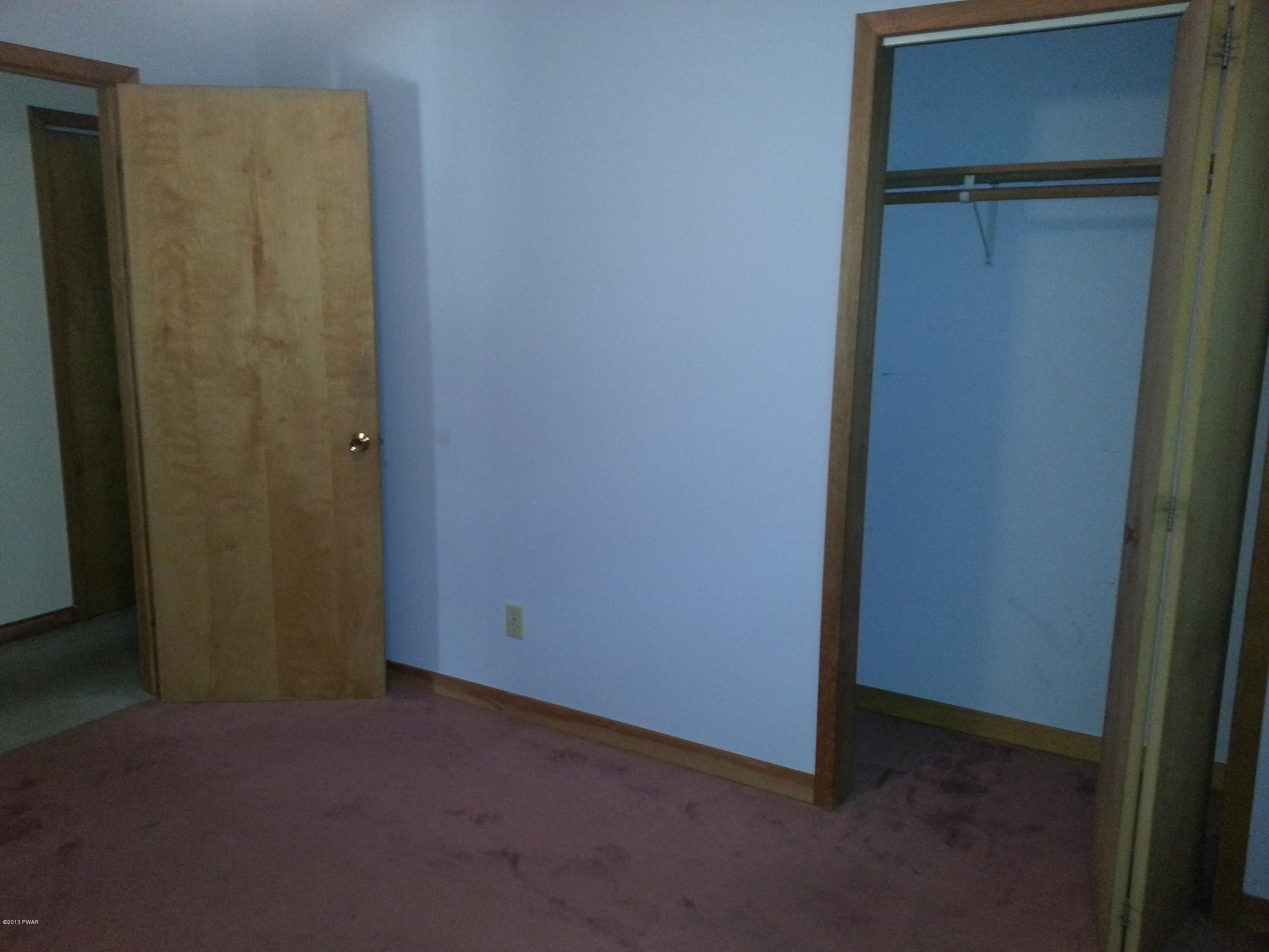 198 Greeley Lake Road Greeley, PA 18425 - Photo 15 of 28