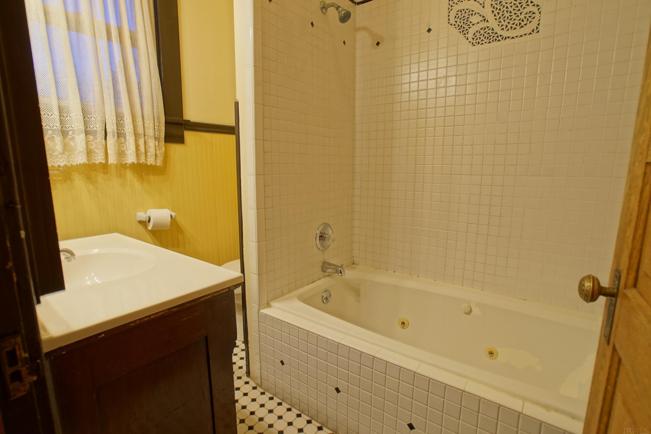 328 West 9th Street Rochester, IN 46975 - Photo 19 of 27