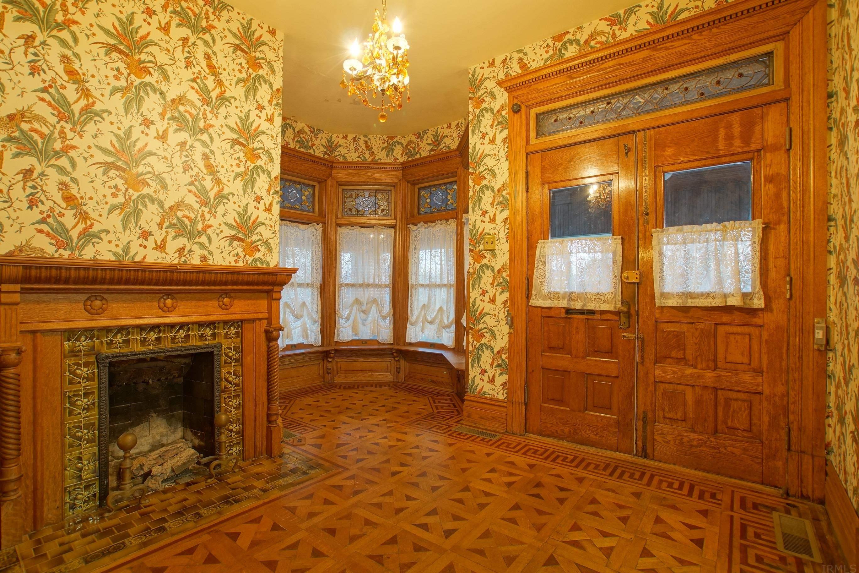 328 West 9th Street Rochester, IN 46975 - Photo 3 of 27