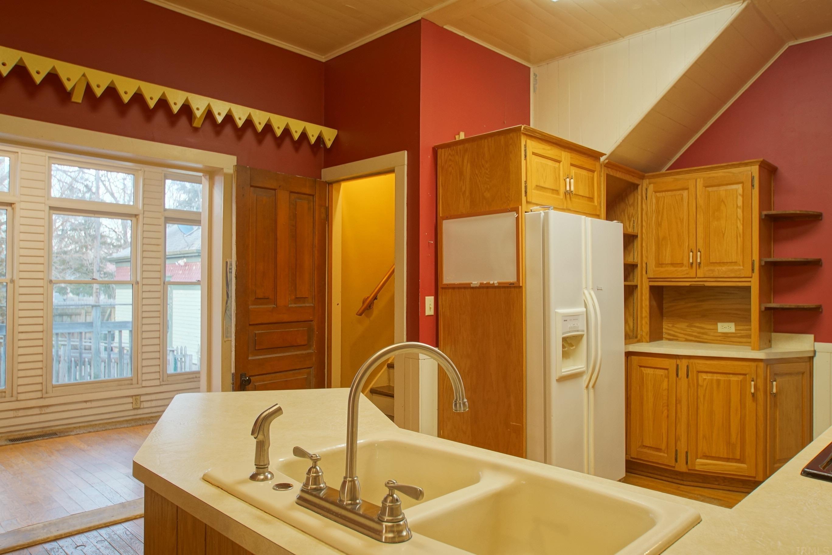 328 West 9th Street Rochester, IN 46975 - Photo 10 of 27