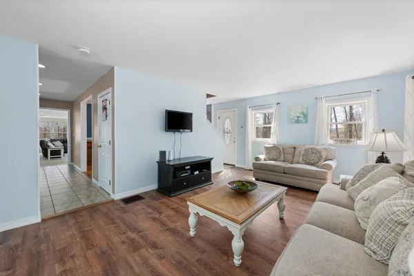 $599,900 | 250 Jenness Hill Lane, Bristol, NH 03222