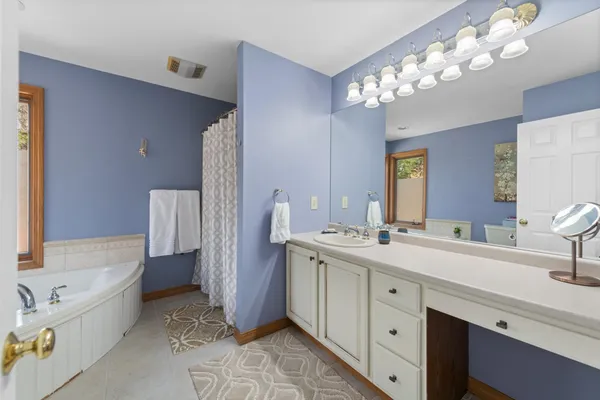 $599,900 | 250 Jenness Hill Lane, Bristol, NH 03222