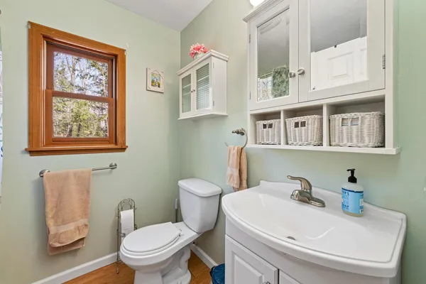 $599,900 | 250 Jenness Hill Lane, Bristol, NH 03222
