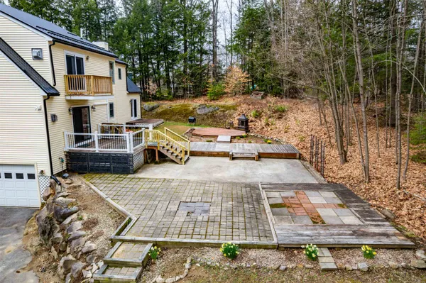 $599,900 | 250 Jenness Hill Lane, Bristol, NH 03222
