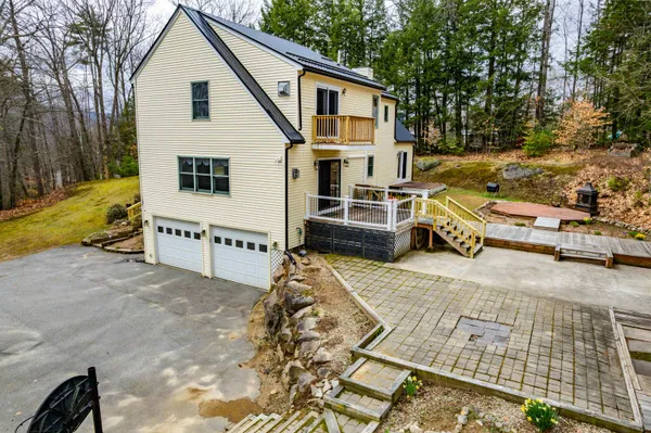 $599,900 | 250 Jenness Hill Lane, Bristol, NH 03222