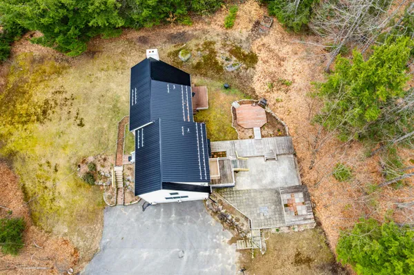 $599,900 | 250 Jenness Hill Lane, Bristol, NH 03222