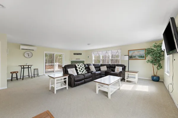 $599,900 | 250 Jenness Hill Lane, Bristol, NH 03222