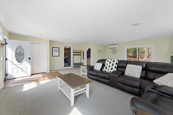 $599,900 | 250 Jenness Hill Lane, Bristol, NH 03222