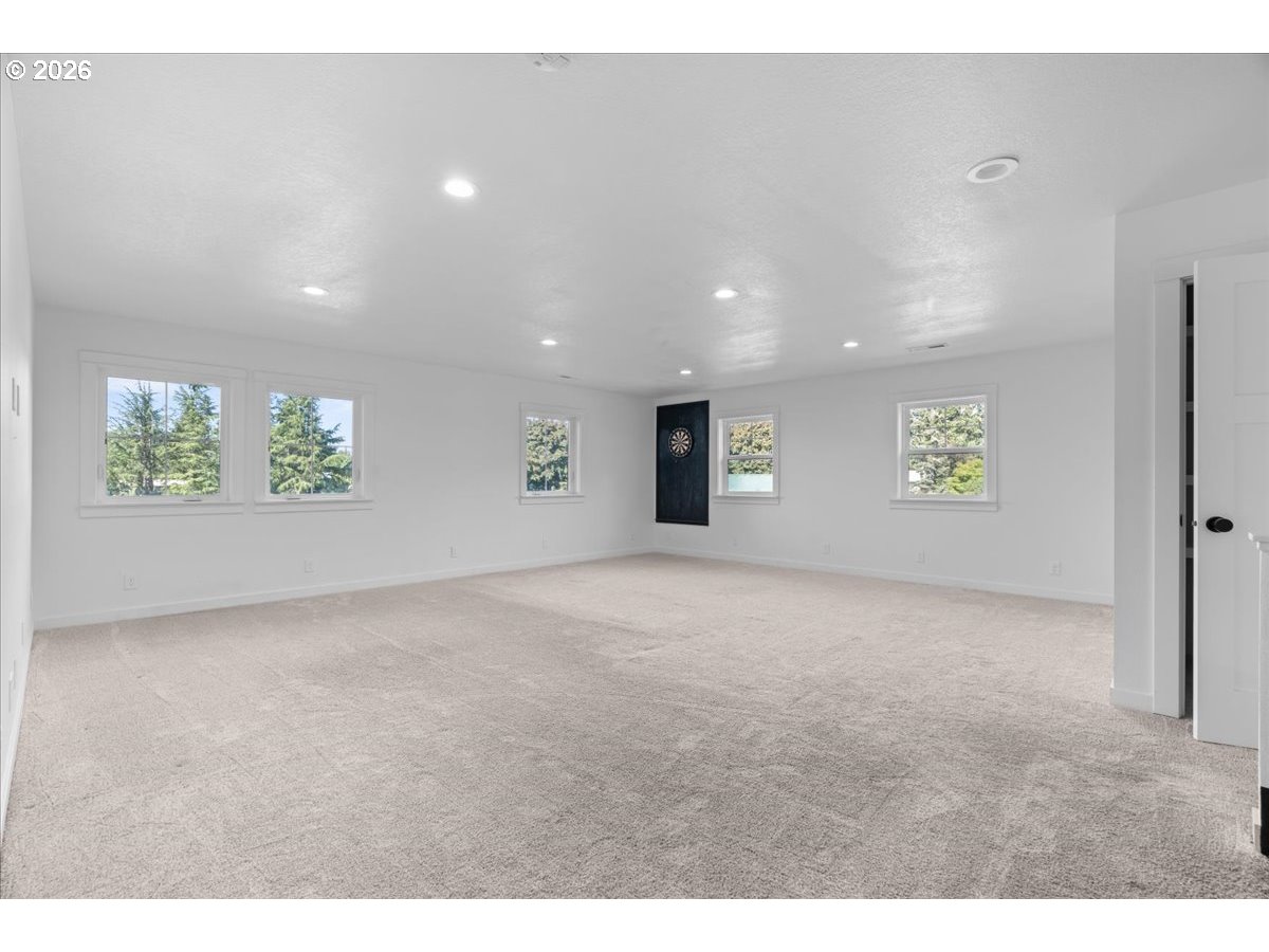 15900 Southeast Royer Road Damascus, OR 97089 - Photo 19 of 45 Living Room