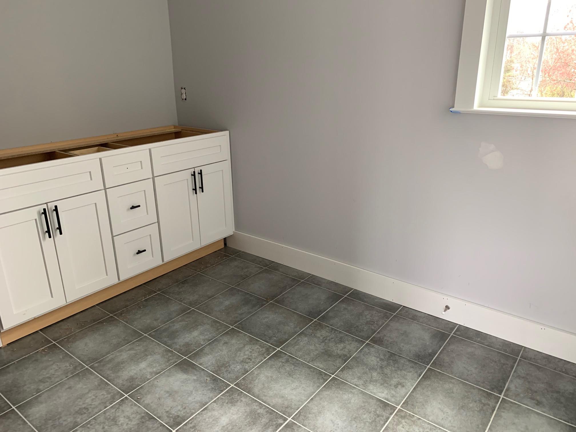 1224 Chelsea Road Knoxville, TN 37922 - Photo 14 of 24 Guest Bathroom