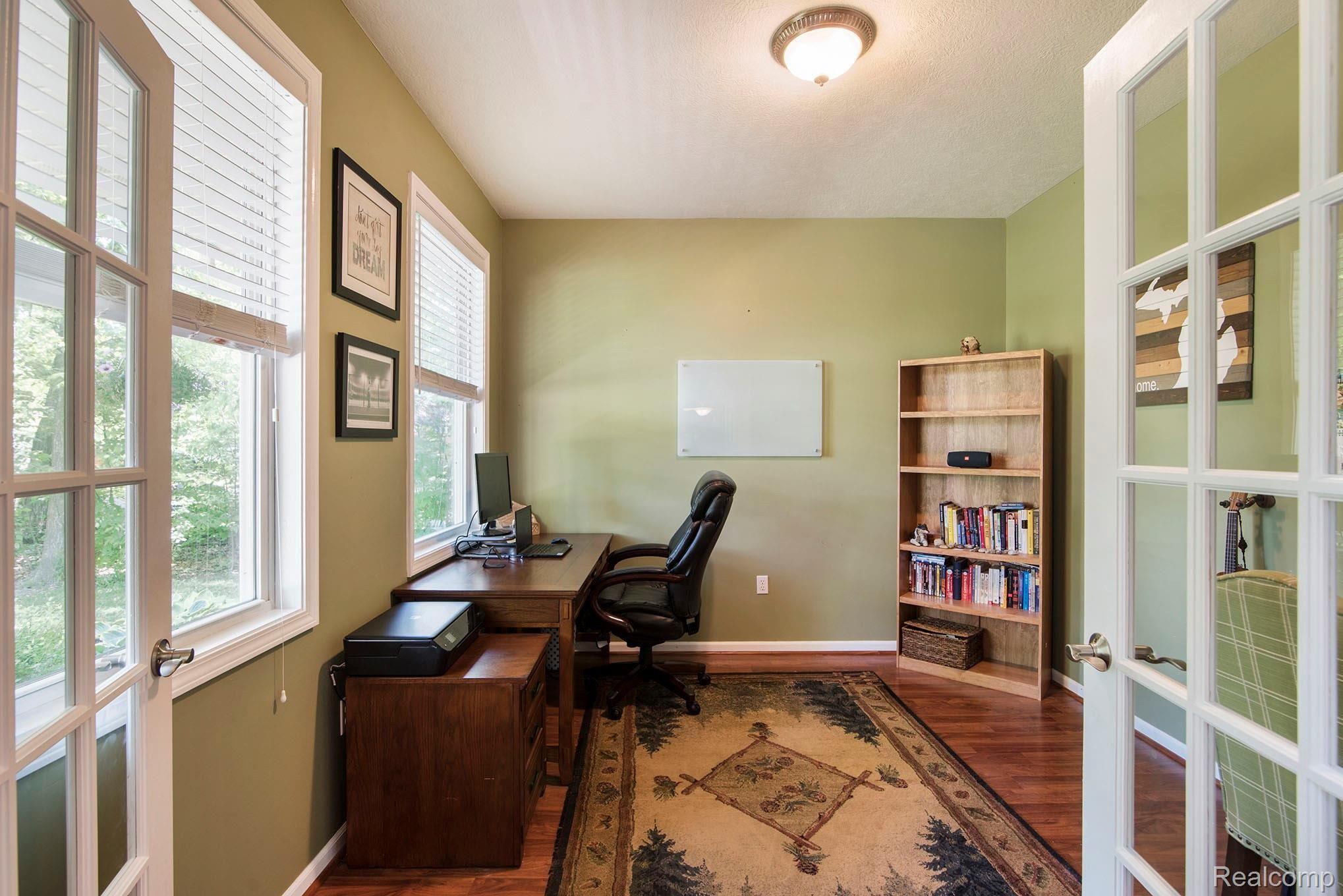 4366 Faussett Road Howell, MI 48855 - Photo 8 of 32 DSC_1017.jpg