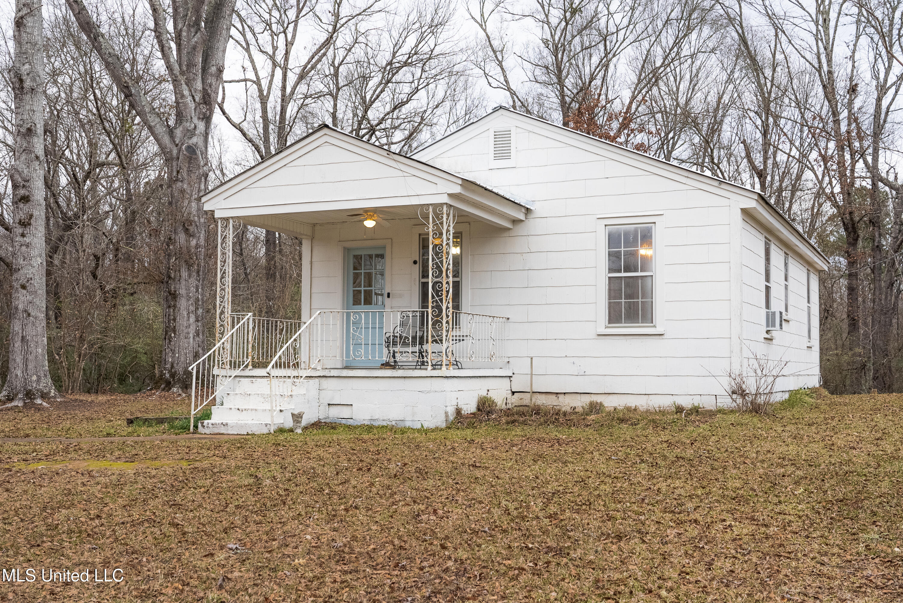 3487 Sand Hill Road Lexington, MS 39095 - Photo 1 of 9 3487 Sand Hill Rd
