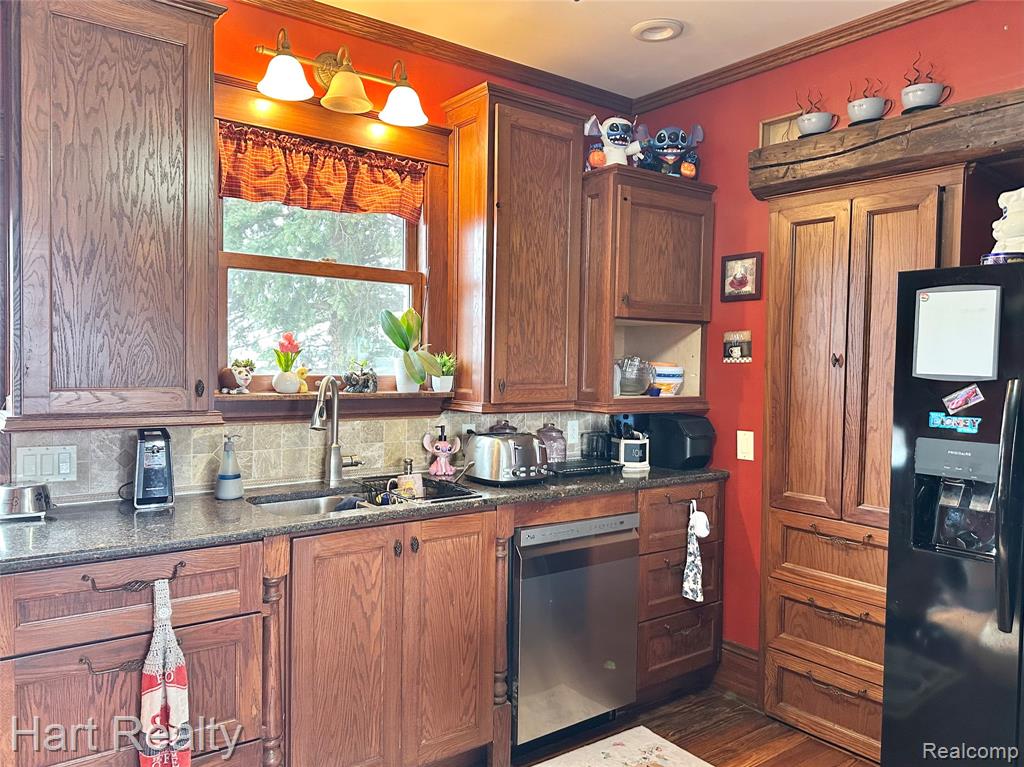 1083 South Van Buren Road Reese, MI 48757 - Photo 6 of 33