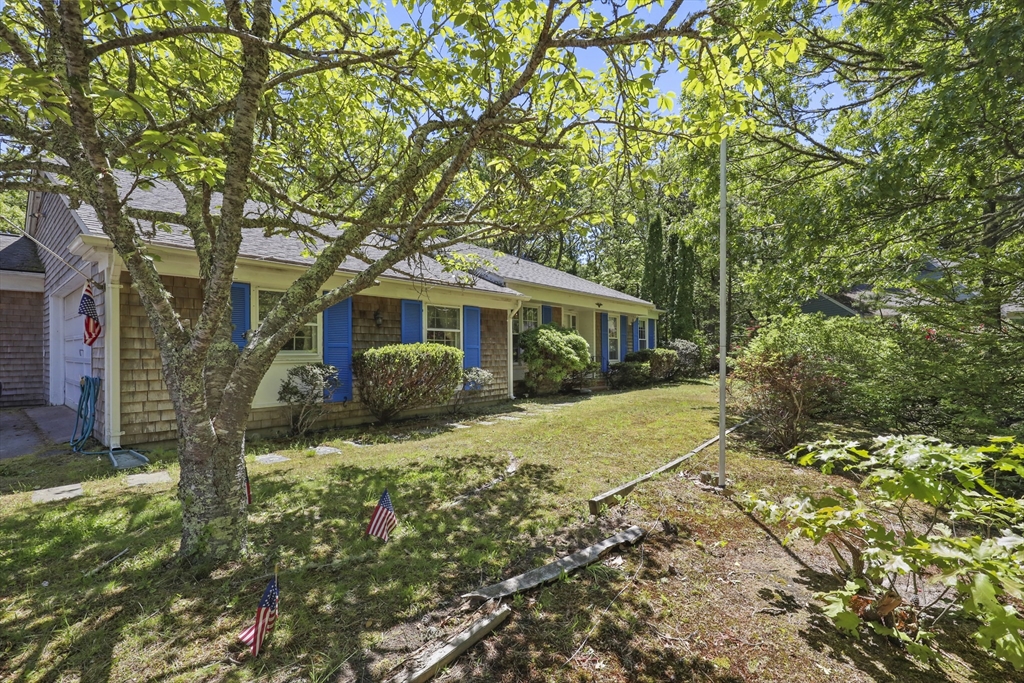 304 Round Cove Road Chatham, MA 02633 - Photo 3 of 30