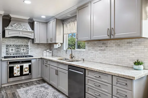 $785,000 | 6589 North De Wolf Avenue, Clovis, CA 93619
