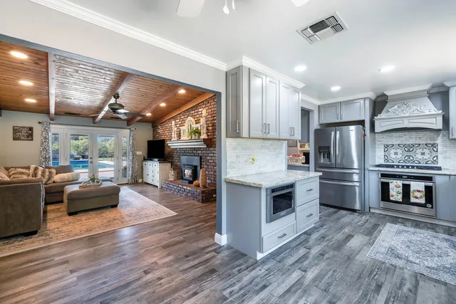 $785,000 | 6589 North De Wolf Avenue, Clovis, CA 93619