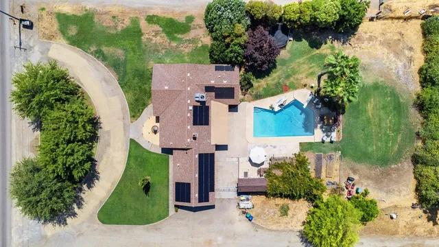 $785,000 | 6589 North De Wolf Avenue, Clovis, CA 93619