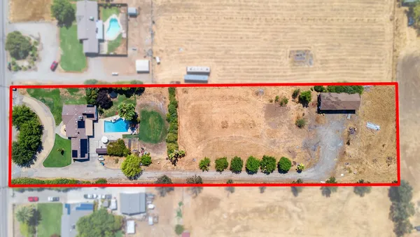 $785,000 | 6589 North De Wolf Avenue, Clovis, CA 93619