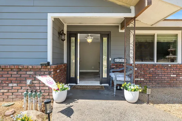 $785,000 | 6589 North De Wolf Avenue, Clovis, CA 93619