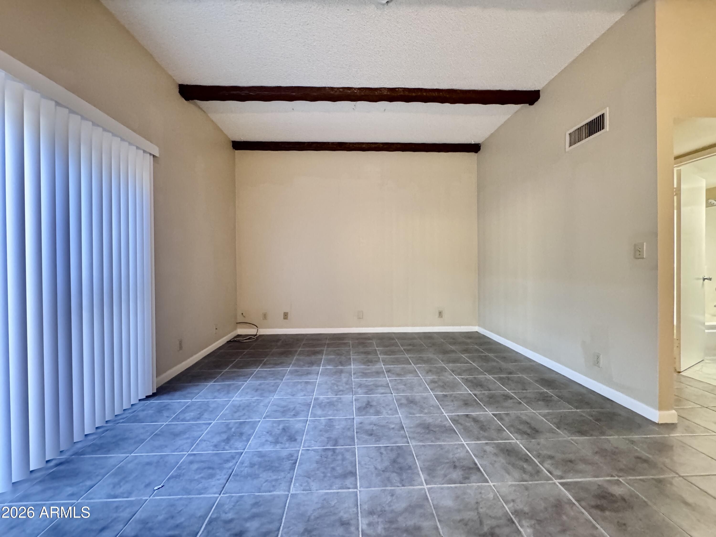 606 South Evergreen Road Tempe, AZ 85288 - Photo 2 of 17 IMG_3687