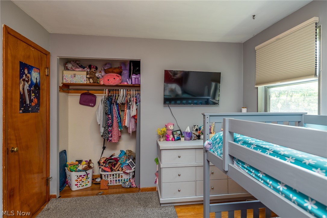 5612 Hauserman Road Cleveland, OH 44130 - Photo 15 of 23