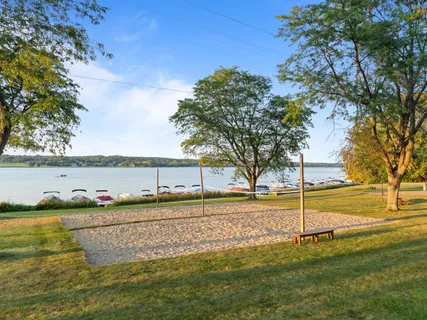 $312,900 | 12 Interlaken Drive, Unit 5, Geneva, WI 53147