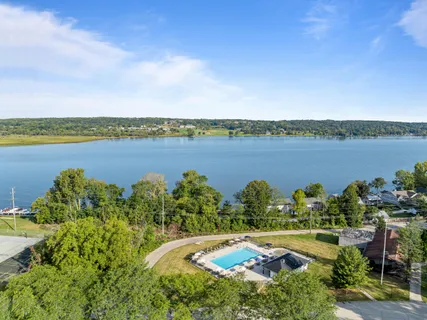 $312,900 | 12 Interlaken Drive, Unit 5, Geneva, WI 53147