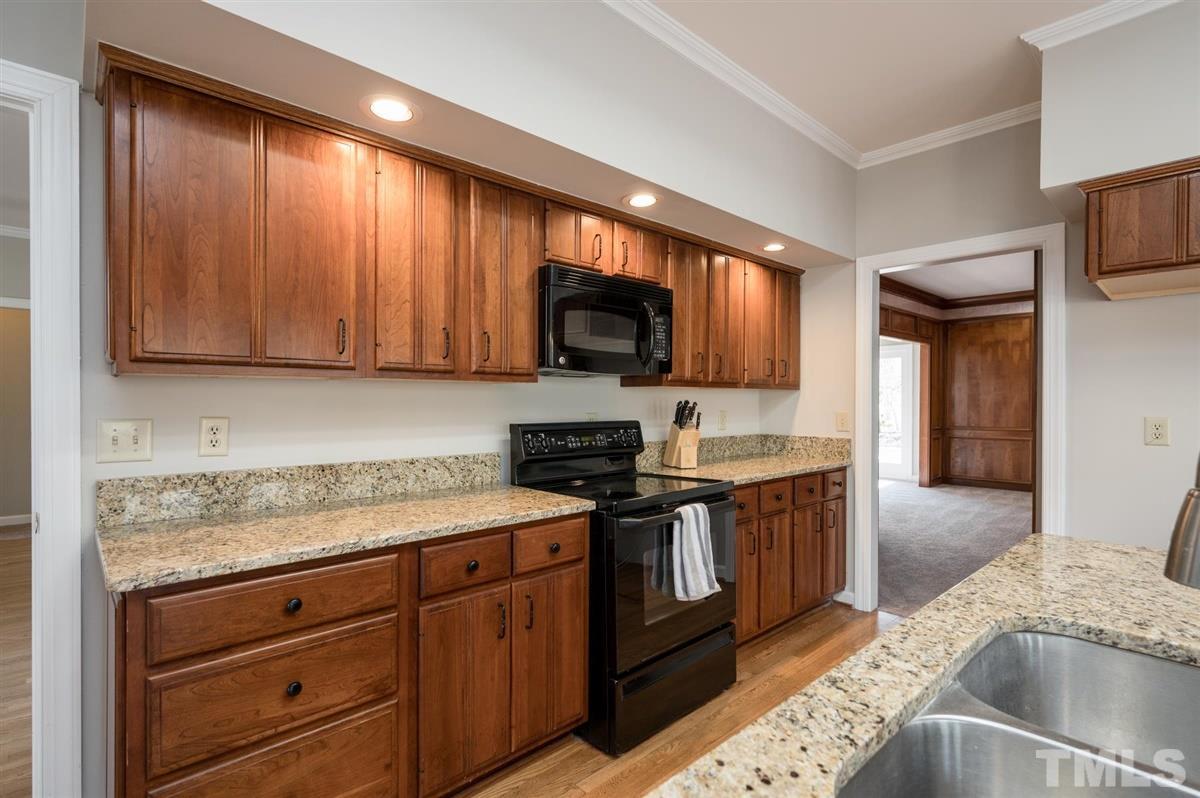 12208 Staunton Court Raleigh, NC 27613 - Photo 10 of 30