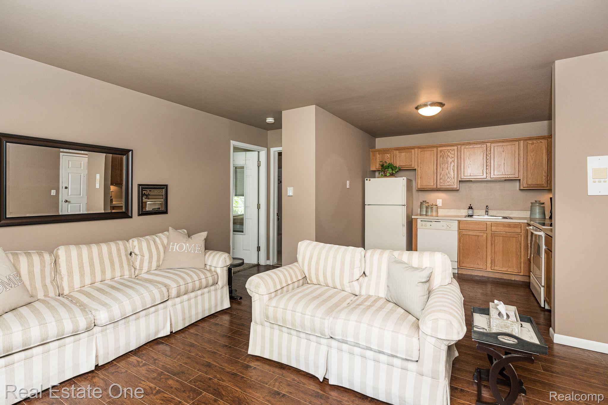 500 Romeo Road, Unit 115 Rochester, MI 48307 - Photo 6 of 14 Gallery Image 6