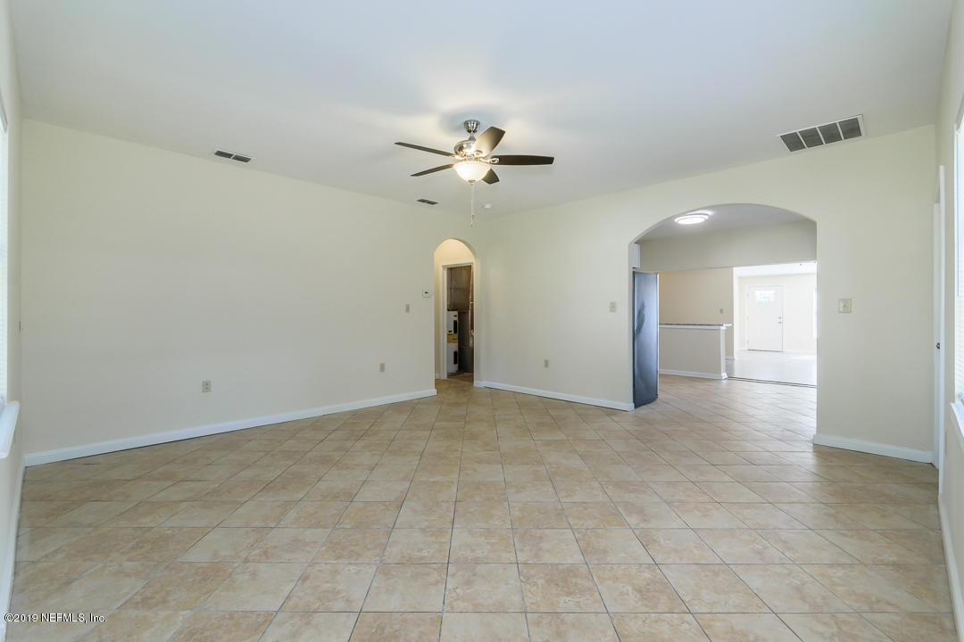 3203 Loretto Road Jacksonville, FL 32223 - Photo 11 of 21 054