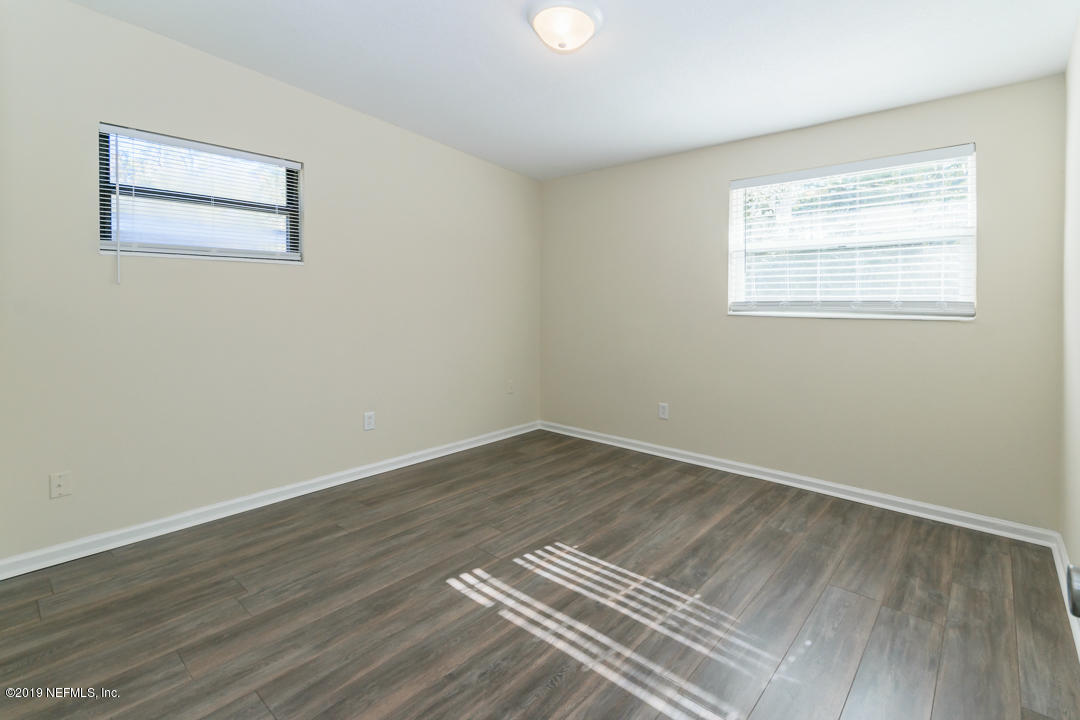 3203 Loretto Road Jacksonville, FL 32223 - Photo 14 of 21 057