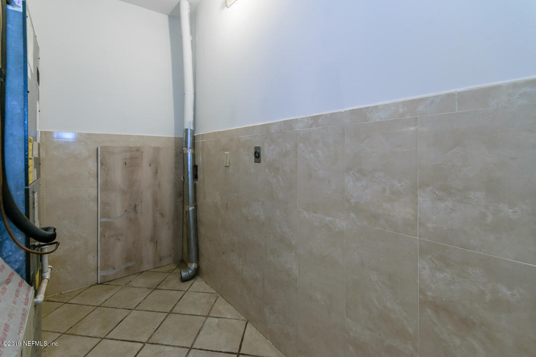 3203 Loretto Road Jacksonville, FL 32223 - Photo 18 of 21 061
