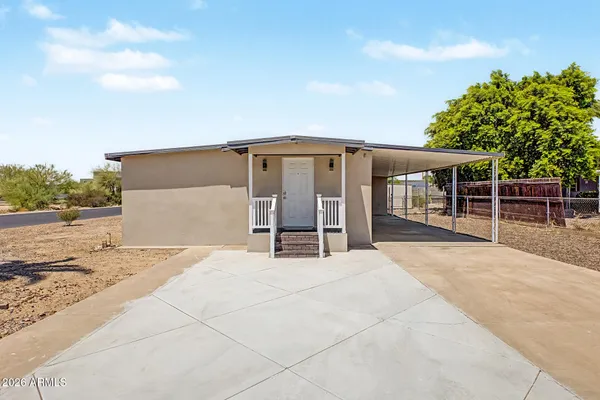 $309,000 | 952 South Esperanza Avenue, Mesa, AZ 85208